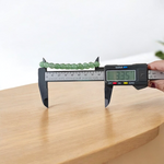 Natural Green Aventurine Bracelet with 8mm beads, stretchable unisex design — handcrafted Margaj stone bracelet by MALAWALA for healing, meditation, and positive energy