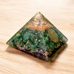 Green Aventurine Oraone Pyramid – Lab Certified for Healing, Luck & Heart Chakra Activation – Malawala