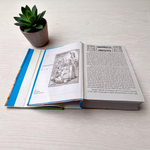 Mahabharat Hindi book featuring stories of Pandavas and Kauravas, with illustrated cover and bold Hindi text – ideal for mythology lovers