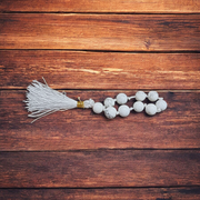 Natural Howlite Finger Mala with 9+1 smooth white beads with grey veining, handcrafted for meditation and focus