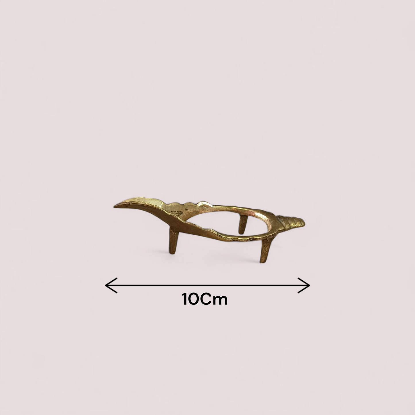 Pure Brass Shankh Stand in elegant traditional design – suitable for various conch shell sizes, ideal for pooja altars and temples